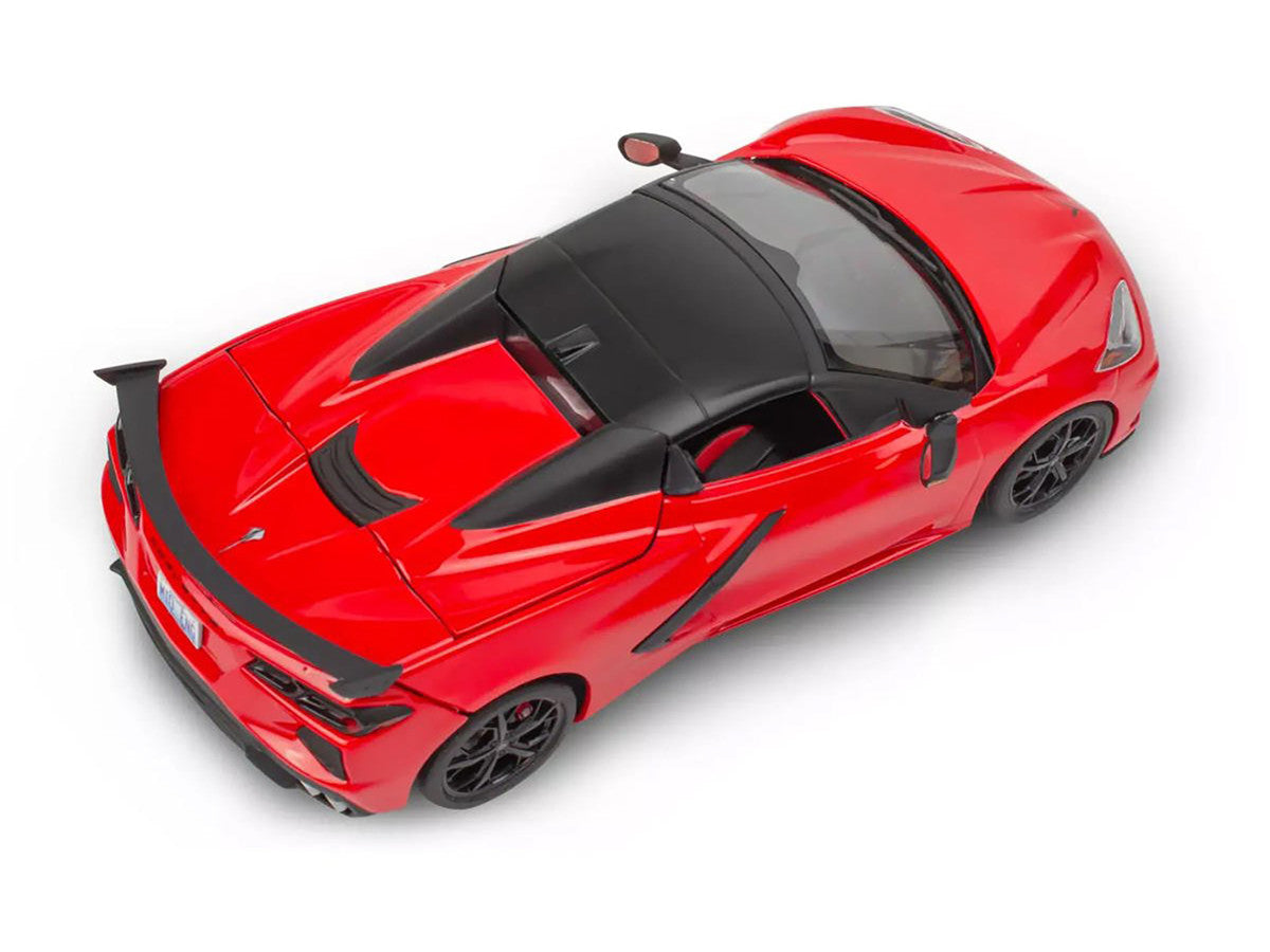 Level 4 Model Kit 2022 Chevrolet Corvette C8 Hardtop Convertible 1/25 Scale Model by Revell by Revell