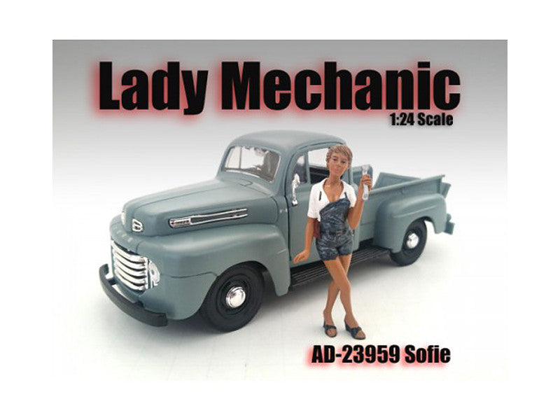 Lady Mechanic Sofie Figure For 1:24 Scale Models by American Diorama by American Diorama