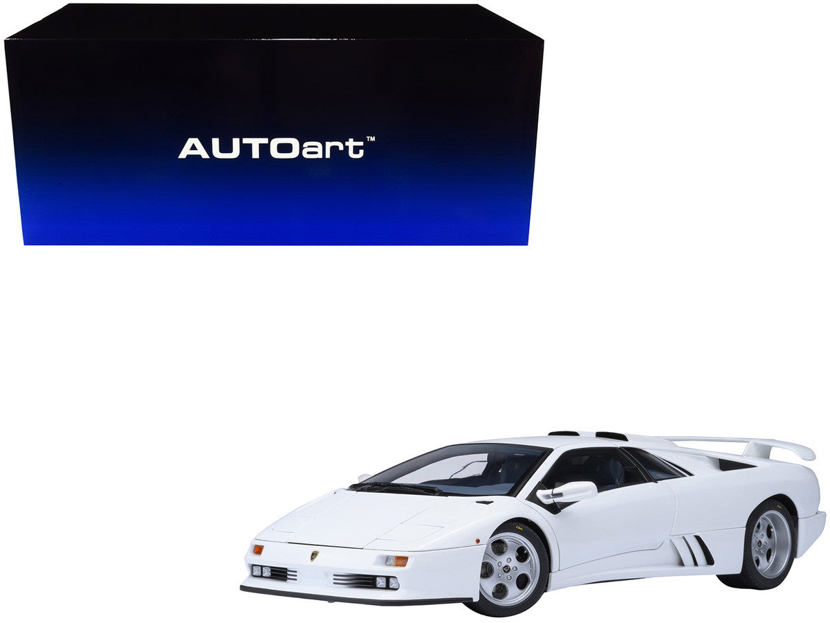 Lamborghini Diablo SE30 Jota Impact White 1/18 Model Car by Autoart by Autoart