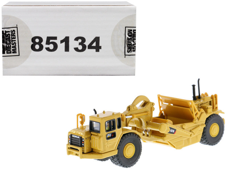 CAT Caterpillar 627G Wheeled Scraper Tractor with Operator "High Line" Series 1/87 (HO) Scale Diecast Model by Diecast Masters by Diecast Masters