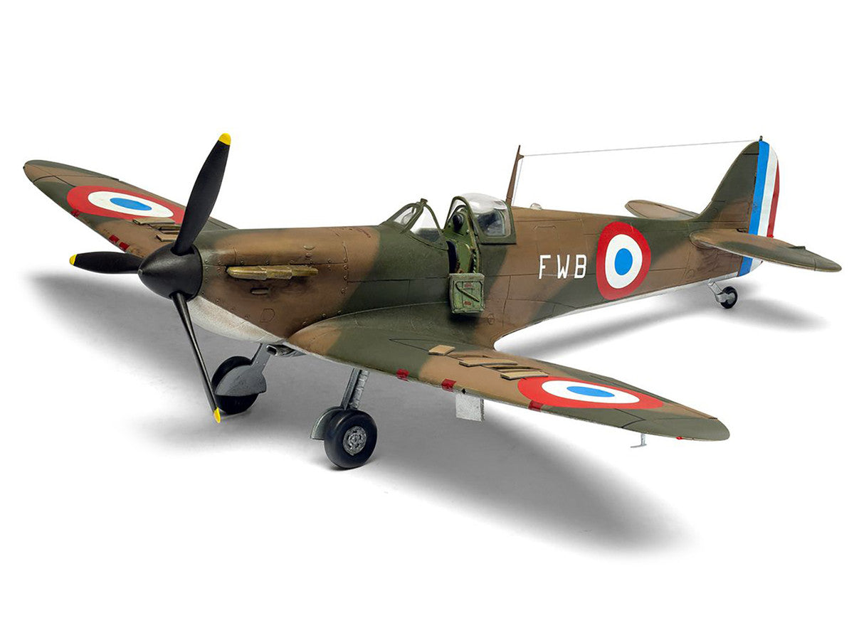 Level 2 Model Kit Supermarine Spitfire Mk.I Fighter Aircraft with 3 Scheme Options 1/48 Plastic Model Kit by Airfix by Airfix