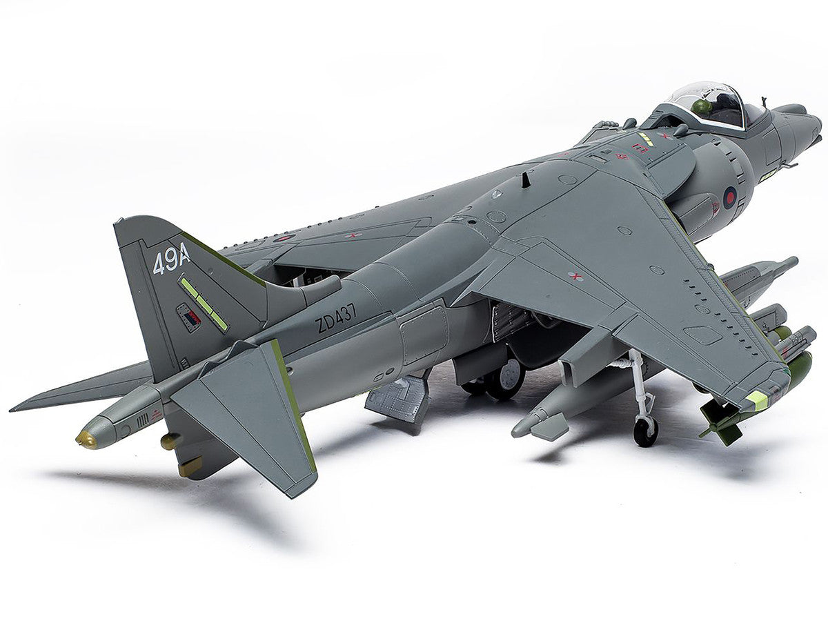 British Aerospace Harrier GR7A Aircraft "Michelle RAF No.1 Squadron Operation Herrick RAF Kandahar Afghanistan" (2007) Royal Air Force "The Aviation Archive" Series 1/48 Diecast Model by Corgi by Corgi