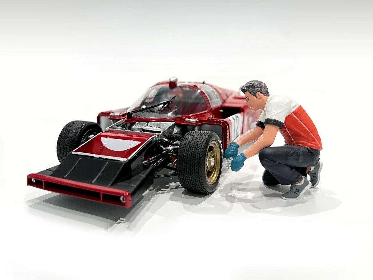 "Race Crew" Figure #5 for 1/18 scale models by American Diorama by American Diorama