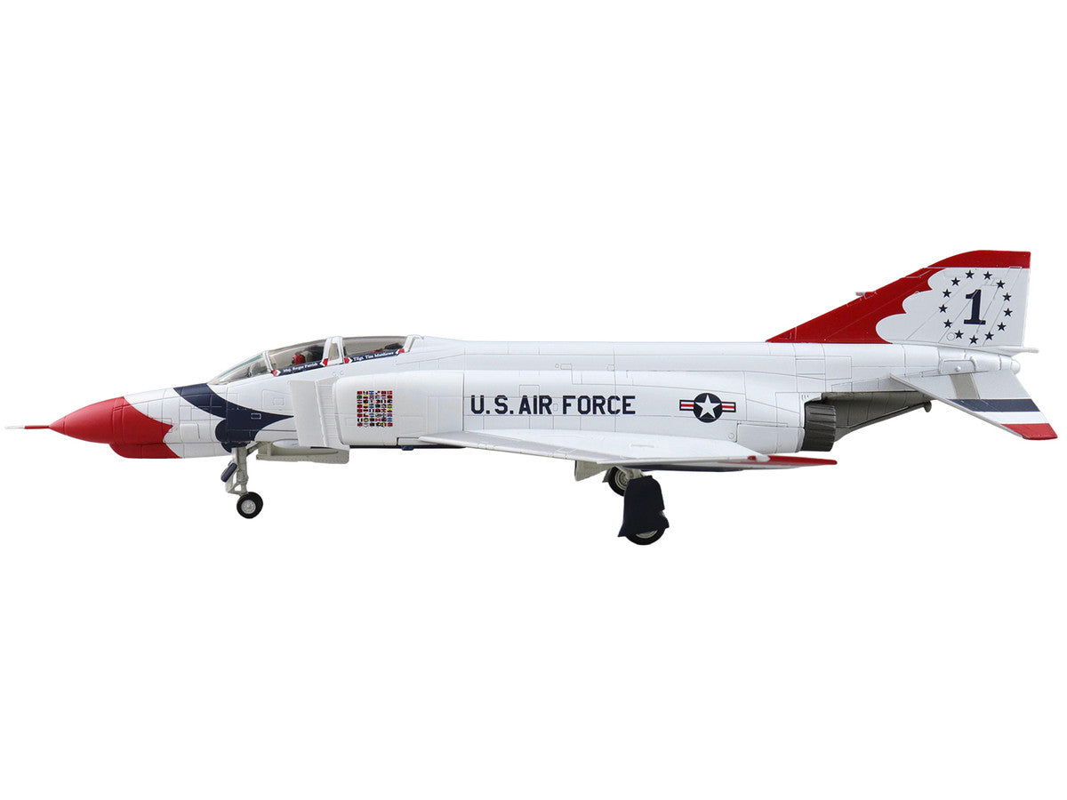 McDonnell Douglas F-4E Phantom II Fighter-Bomber Aircraft "Thunderbirds No.1 Plane 1973/74 Season" United States Air Force "Air Power Series" 1/72 Diecast Model by Hobby Master