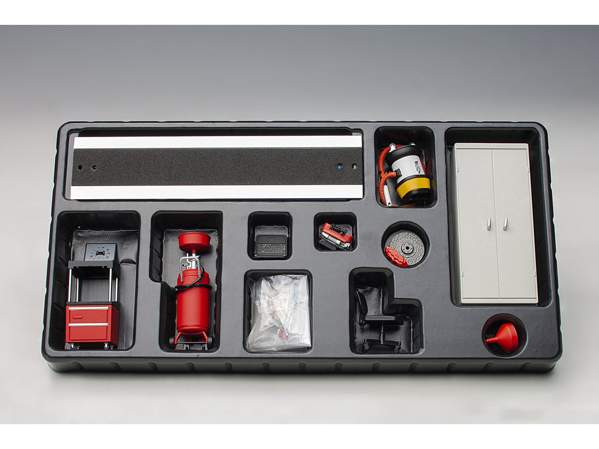 Garage Kit Set (Version 2) for 1/18 scale models by Autoart by Autoart
