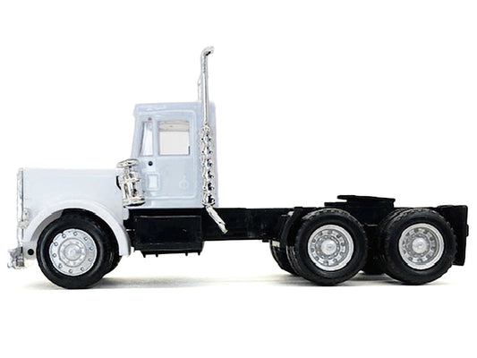 Peterbilt Short Day Cab White 1/87 (HO) Plastic Model Car by Promotex by Promotex