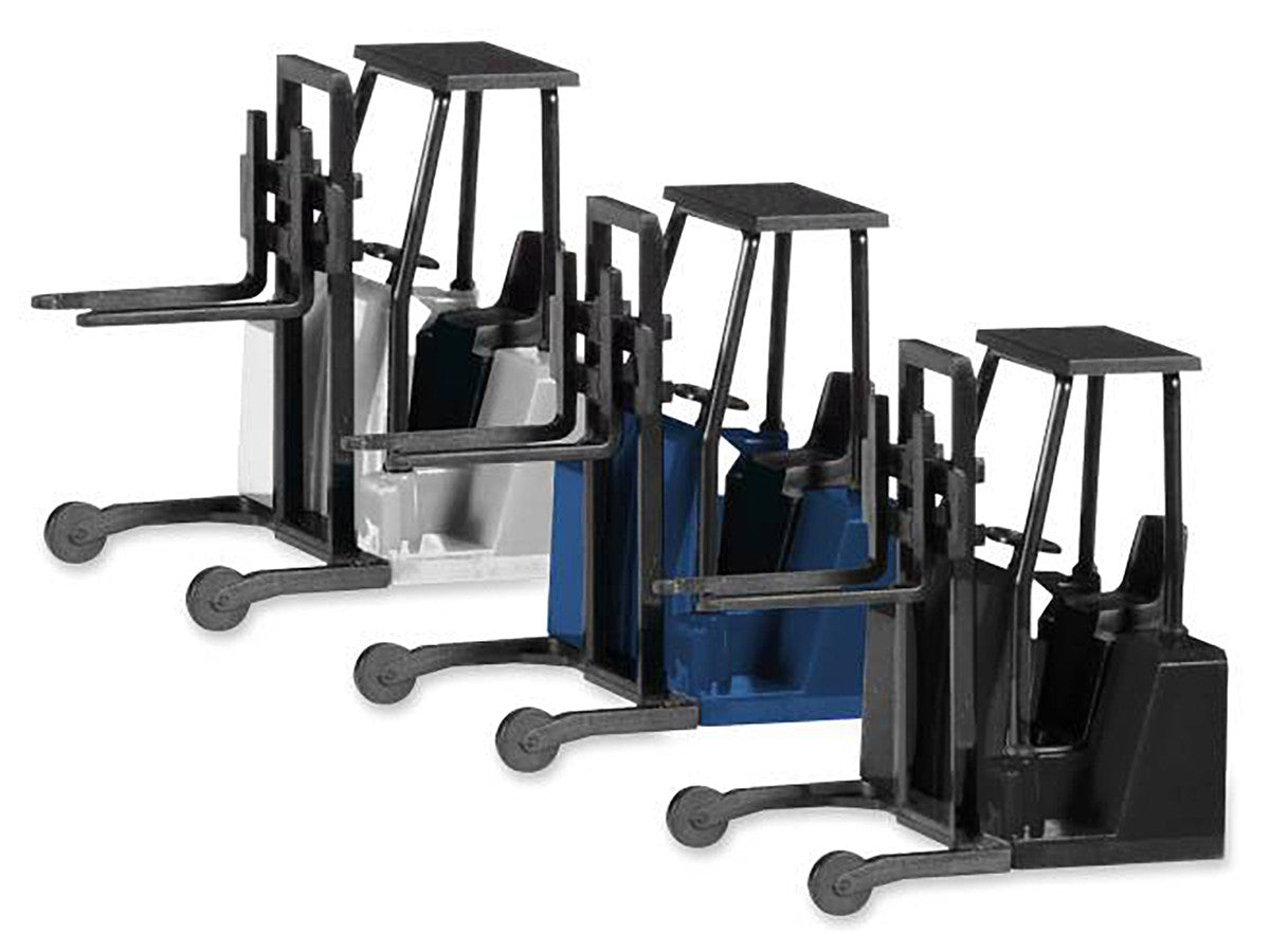 Forklifts with Trailer Bumper 3 Piece Set 1/87 (HO) Plastic Models by Promotex by Promotex