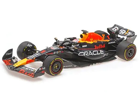 Red Bull Racing RB19 #1 Max Verstappen "Oracle" Winner F1 Formula One "Japanese GP" (2023) with Driver Limited Edition to 180 pieces Worldwide 1/18 Diecast Model Car by Minichamps by Minichamps