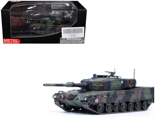 Leopard 2A4 Main Battle Tank "Pz.87 13th Pz Btn Steel Army Parade Thun Switzerland" (2006) Swiss Army "Armor Premium" Series 1/72 Diecast Model by Panzerkampf by Panzerkampf