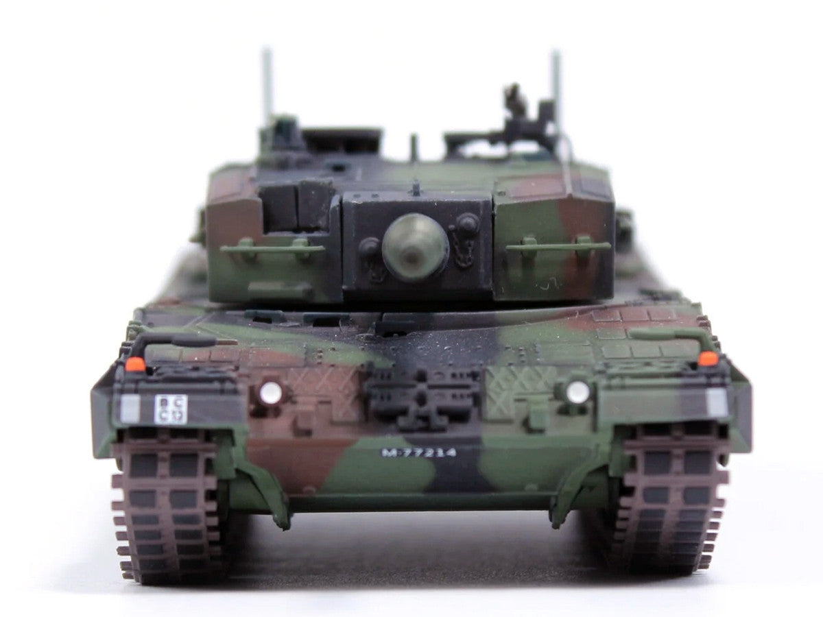 Leopard 2A4 Main Battle Tank "Pz.87 13th Pz Btn Steel Army Parade Thun Switzerland" (2006) Swiss Army "Armor Premium" Series 1/72 Diecast Model by Panzerkampf by Panzerkampf