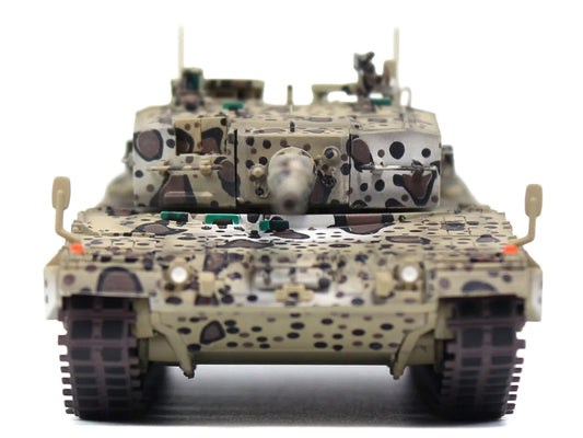 Leopard 2A4 Main Battle Tank "Jaguar Scheme" Austrian Army "Armor Premium" Series 1/72 Diecast Model by Panzerkampf