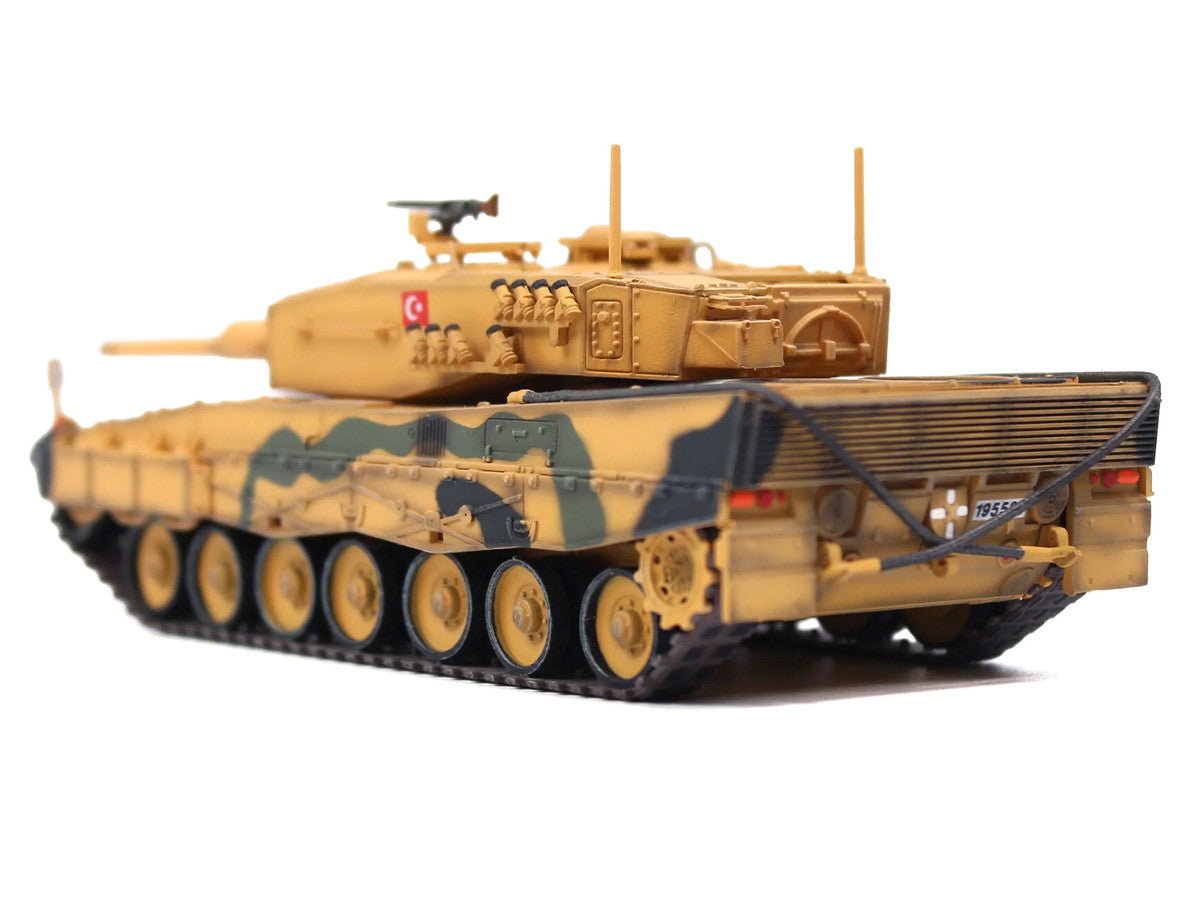 Leopard 2A4 Main Battle Tank "Desert Camouflage 2nd Cavalry Armored Brigade Turkey-Syrian Border" (2016) Turkish Army "Armor Premium" Series 1/72 Diecast Model by Panzerkampf by Panzerkampf
