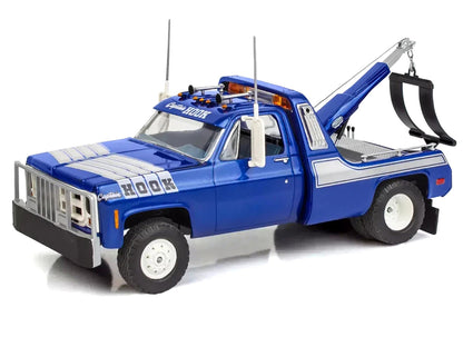 Level 4 Model Kit 1979 GMC Wrecker Tow Truck "Captain Hook" 1/25 Scale Model by Revell by Revell