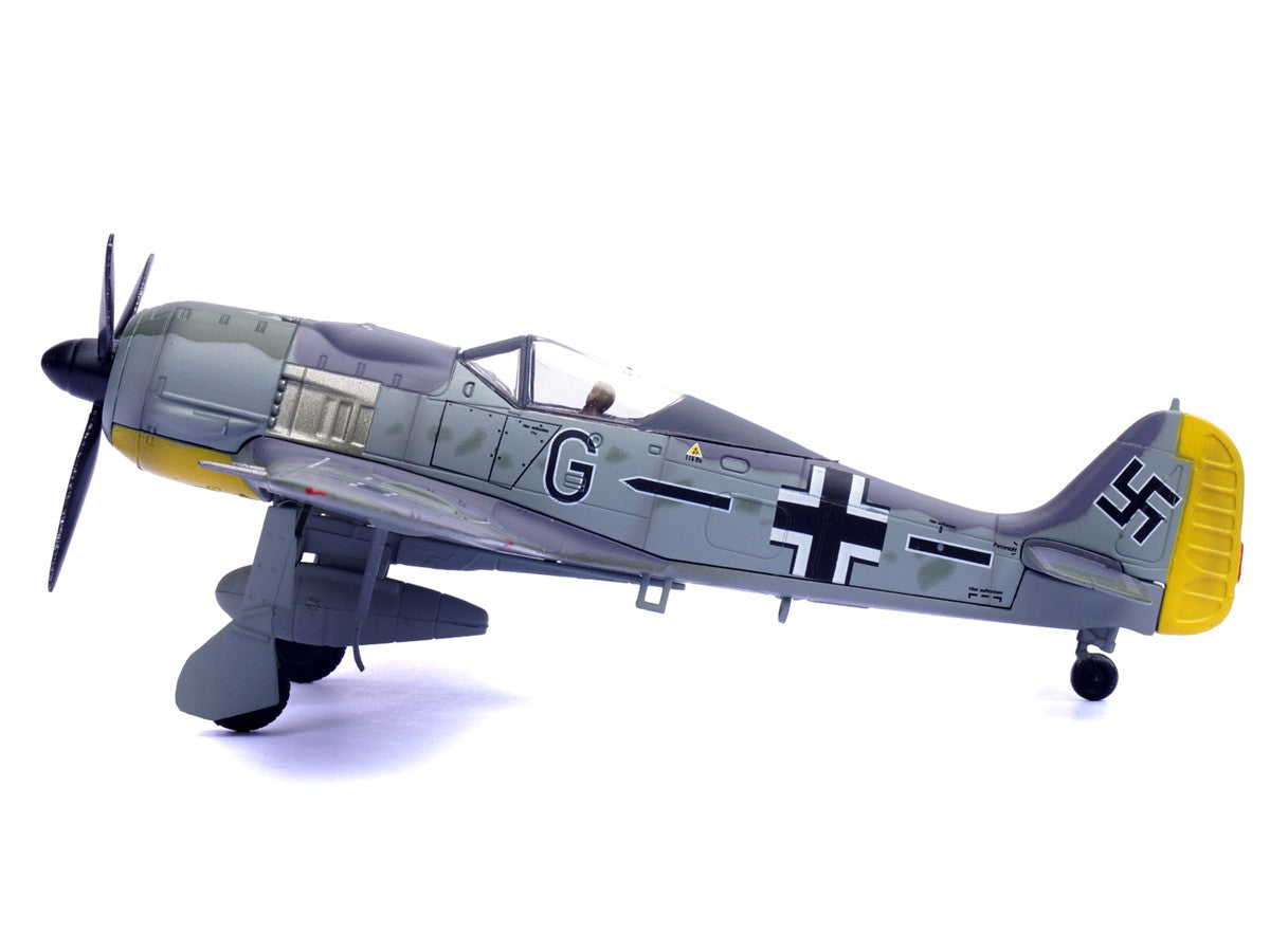 Focke-Wulf Fw 190A Aircraft "14-Victory Ace Hauptmann Wilhelm Gath Stab/JG 26 Schlageter France" (1942) German Luftwaffe 1/72 Diecast Model Airplane by Legion by Legion