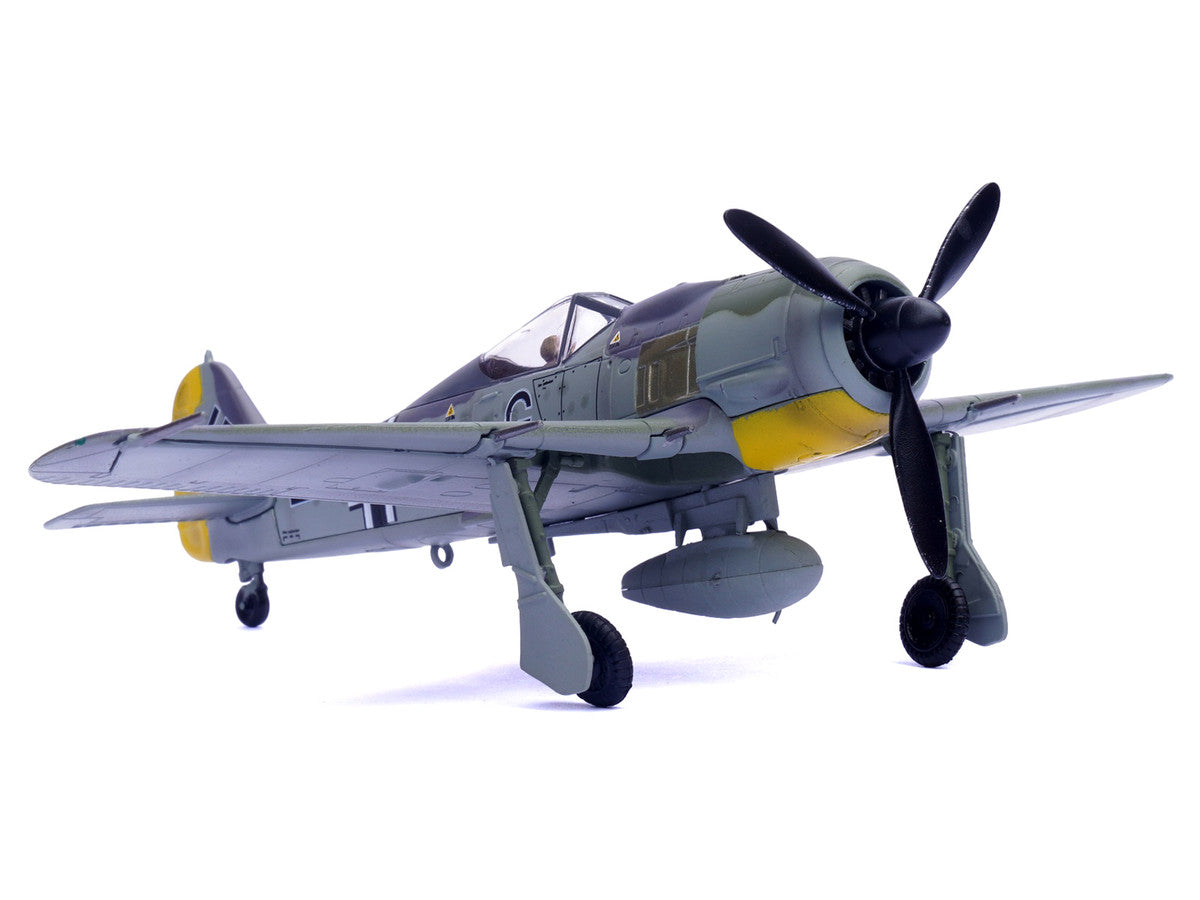 Focke-Wulf Fw 190A Aircraft "14-Victory Ace Hauptmann Wilhelm Gath Stab/JG 26 Schlageter France" (1942) German Luftwaffe 1/72 Diecast Model Airplane by Legion by Legion