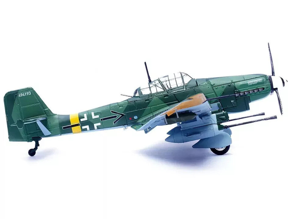 Junkers Ju 87G2 Stuka Bomber Aircraft "10.(Pz)/SG 2 Immelmann Oberst Hans-Ulrich Rudel Slovakia" (1944) German Luftwaffe "Wing" Series 1/72 Diecast Model by Panzerkampf by Panzerkampf