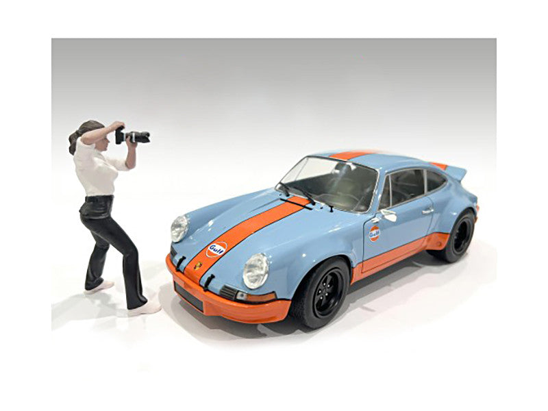"Photographers" Figure #2 for 1/18 Scale Models by American Diorama by American Diorama