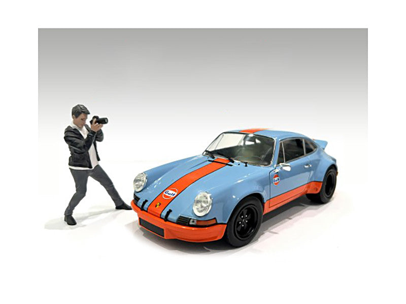 "Photographers" Figure #6 for 1/18 Scale Models by American Diorama by American Diorama