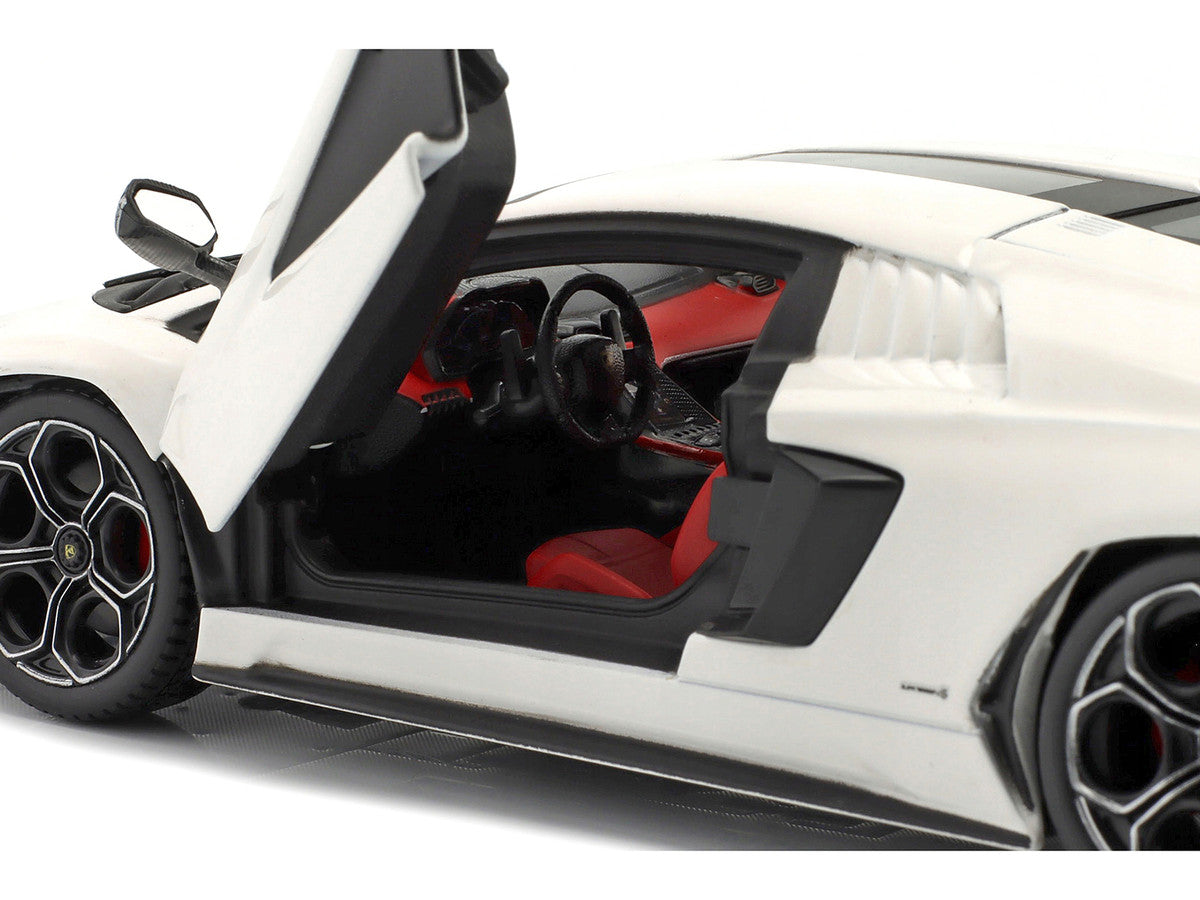 Lamborghini Countach LPI 800-4 White 1/24 Diecast Model Car by Bburago by Bburago