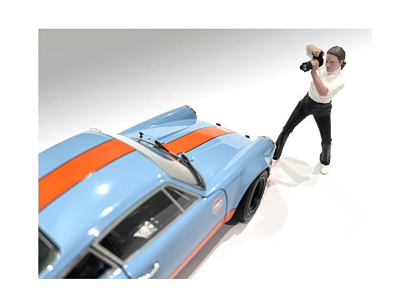 "Photographers" Figure #2 for 1/24 Scale Models by American Diorama by American Diorama