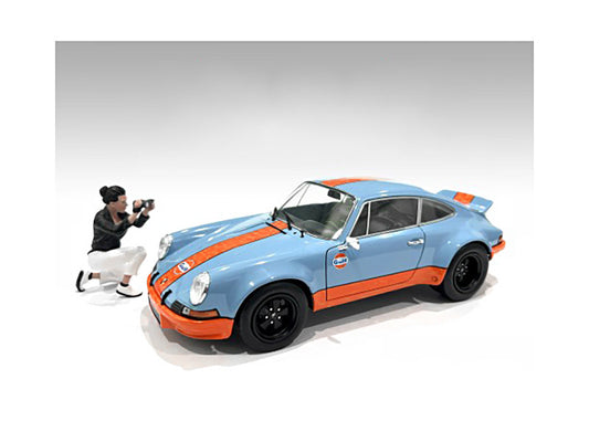 "Photographers" Figure #5 for 1/18 Scale Models by American Diorama by American Diorama