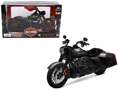 2017 Harley-Davidson King Road Special Black 1/12 Diecast Motorcycle Model by Maisto by Maisto