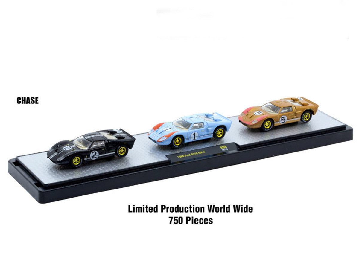 Auto Haulers Set of 3 Trucks Release 98 Limited Edition to 9400 pieces Worldwide 1/64 Diecast Model by M2 Machines by M2