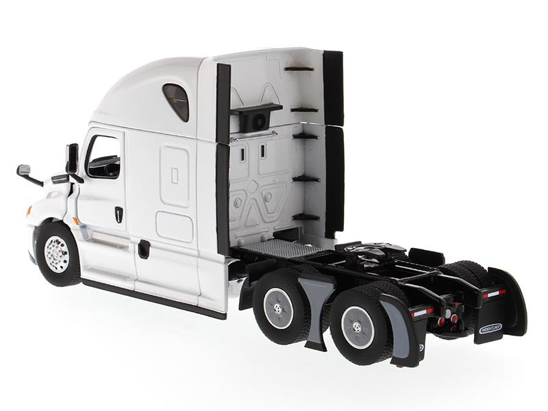 Freightliner New Cascadia Sleeper Cab Truck Tractor Pearl White 1/50 Diecast Model by Diecast Masters by Diecast Masters