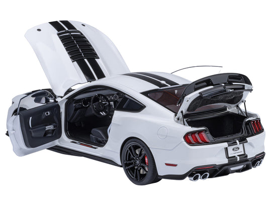Ford Mustang Shelby GT500 Oxford White with Black Stripes 1/18 Model Car by Autoart by Autoart