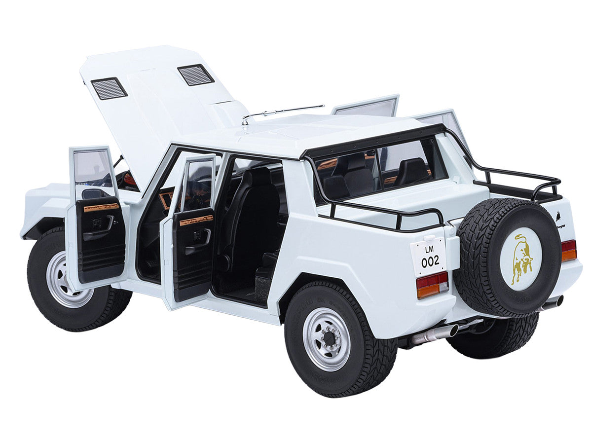 Lamborghini LM002 Bianco Polo Park White 1/18 Model Car by Autoart by Autoart