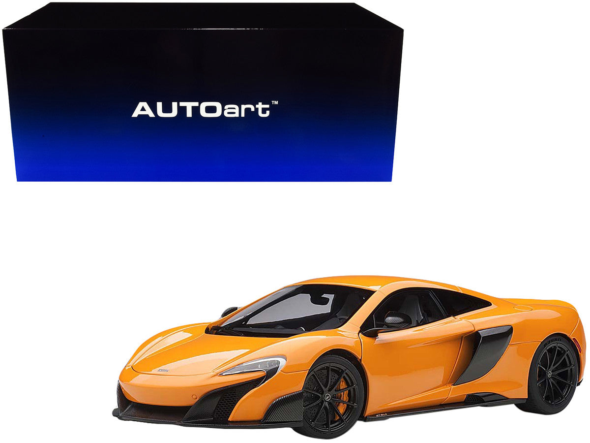 Mclaren 675LT Mclaren Orange 1/18 Model Car by Autoart by Autoart