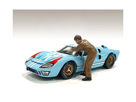"Race Day 1" Figurine V for 1/24 Scale Models by American Diorama by American Diorama