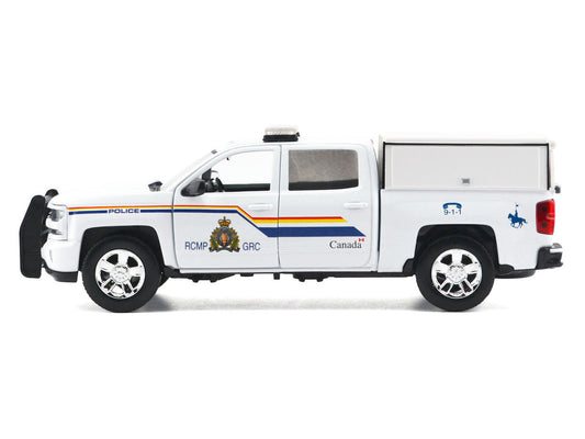 2017 Chevrolet Silverado 1500 LT Z71 Crew Cab Pickup Truck with Camper Box "Royal Canadian Mounted Police" White "Law Enforcement and Public Service" Series 1/24-1/27 Diecast Model Car by Motormax by Motormax