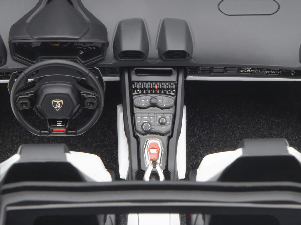 Lamborghini Huracan GT "LB-Silhouette Works" White with Black 1/18 Model Car by Autoart by Autoart