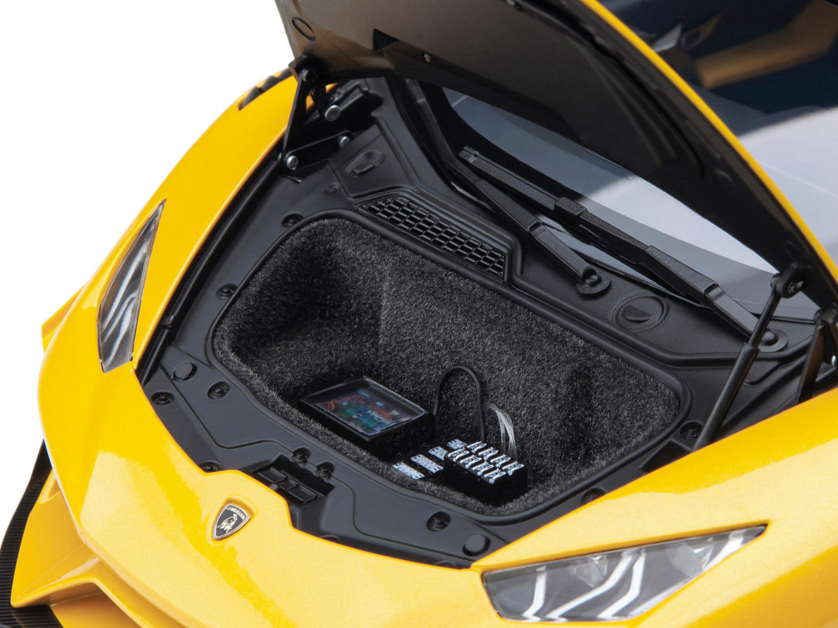 Lamborghini Huracan GT "LB-Silhouette Works" Yellow Metallic with Black Top 1/18 Model Car by Autoart by Autoart