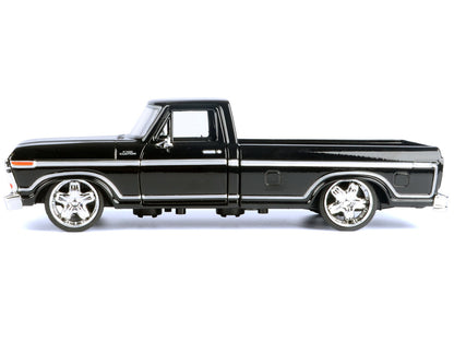 1979 Ford F-150 Custom Pickup Truck Black "Maxx Design" Series 1/24 Diecast Model Car by Motormax by Motormax