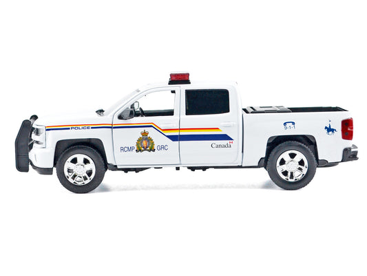 2017 Chevrolet Silverado 1500 LT Z71 Crew Cab Pickup Truck "Royal Canadian Mounted Police" White with Flashing Light Bar and Front and Rear Lights and Sounds "Law Enforcement and Public Service" Series 1/24-1/27 Diecast Model Car by Motormax by Motormax