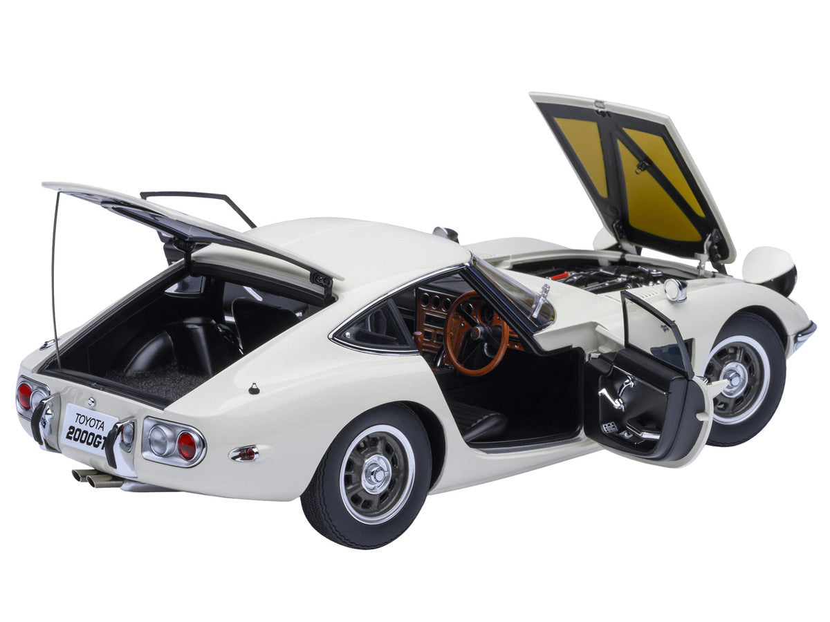 1967 Toyota 2000GT RHD (Right Hand Drive) White 1/18 Model Car by Autoart by Autoart