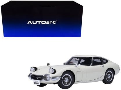 1967 Toyota 2000GT RHD (Right Hand Drive) White 1/18 Model Car by Autoart by Autoart