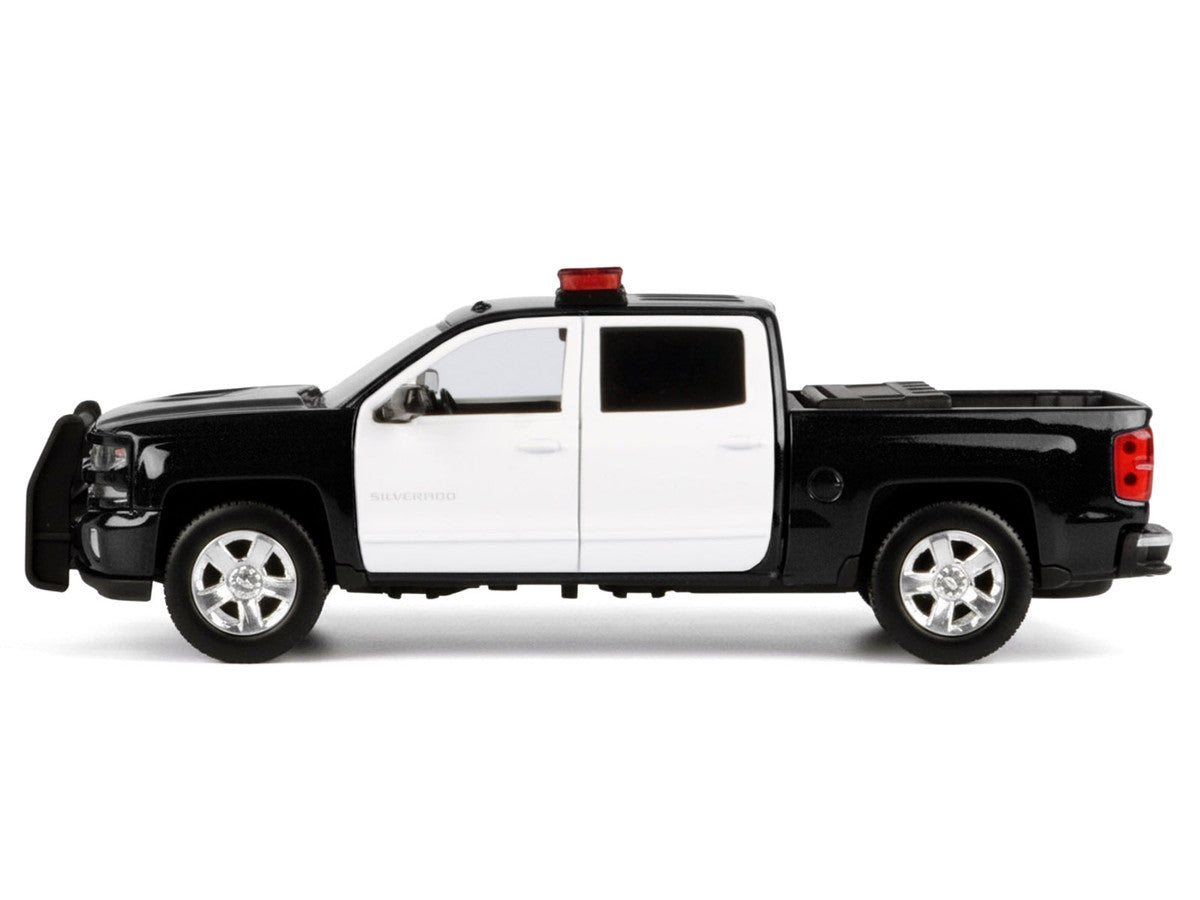 2017 Chevrolet Silverado 1500 LT Z71 Crew Cab Pickup Truck Black and White with Flashing Light Bar and Front and Rear Lights and Sounds 1/24-1/27 Diecast Model Car by Motormax by Motormax
