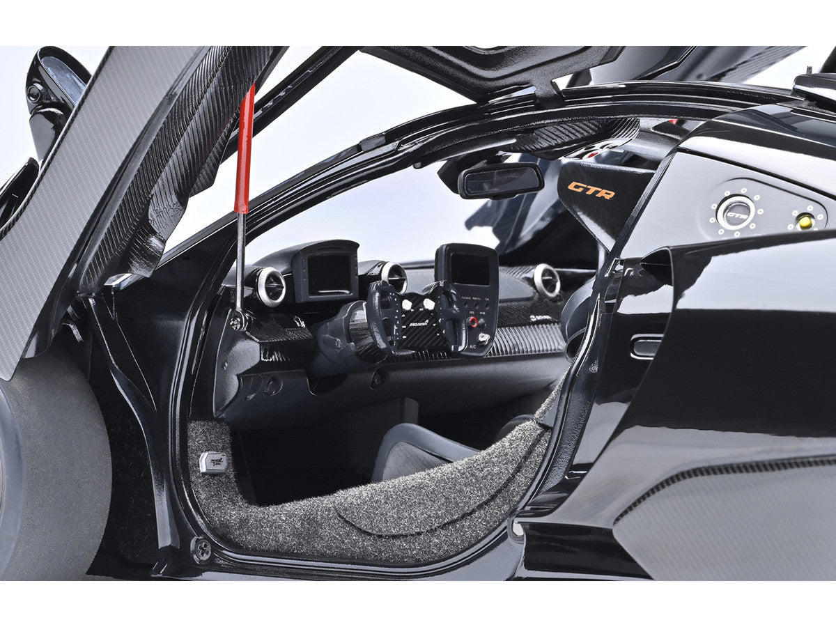 McLaren Senna GTR Onyx Black 1/18 Model Car by Autoart by Autoart