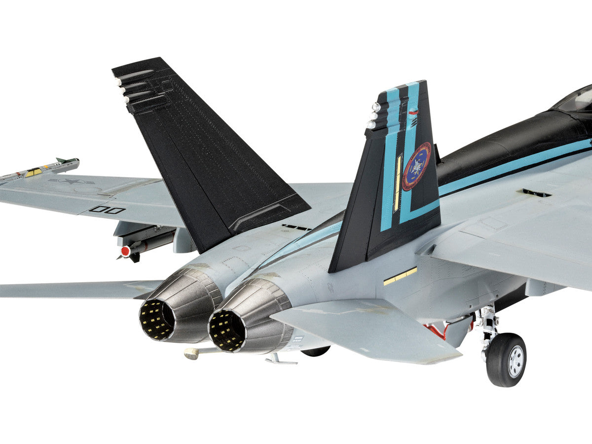 Level 5 Model Kit Maverick's F/A-18E Super Hornet Jet "Top Gun: Maverick" (2022) Movie 1/48 Scale Model by Revell by Revell