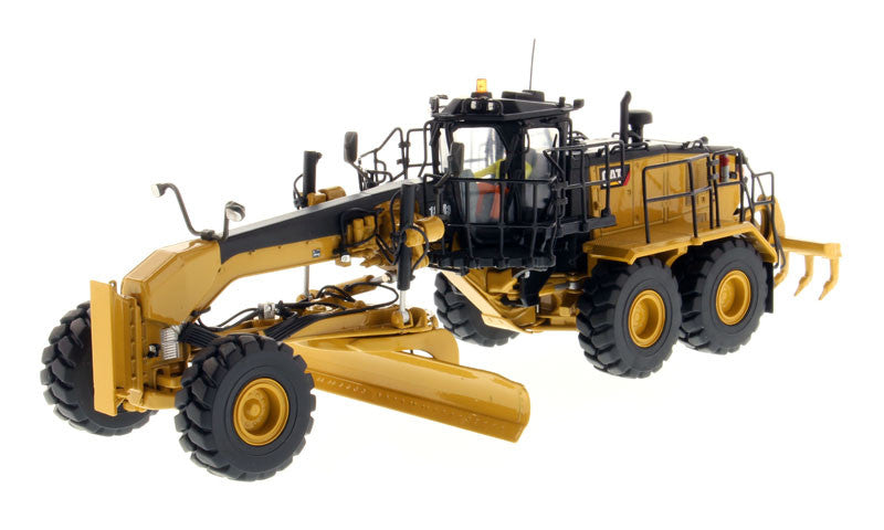 CAT Caterpillar 18M3 Motor Grader with Operator "High Line Series" 1/50 Diecast Model by Diecast Masters by Diecast Masters
