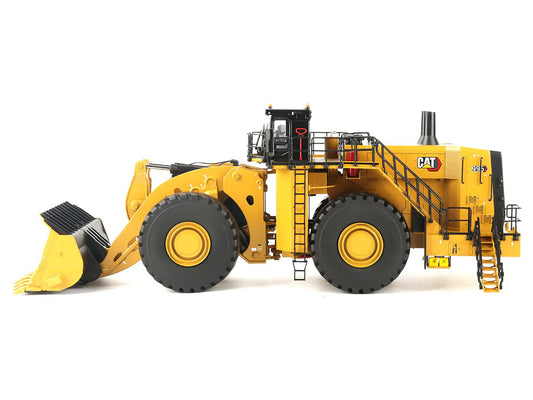 CAT Caterpillar 995 Wheel Loader Yellow "High Line Series" 1/50 Diecast Model by Diecast Masters by Diecast Masters