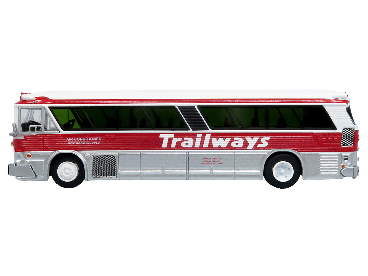 1964 MCI MC-5A Coach Bus "Trailways Chicago" White with Red Stripes "Vintage Bus & Motorcoach Collection" Limited Edition to 504 pieces Worldwide 1/87 (HO) Diecast Model by Iconic Replicas by Iconic Replicas