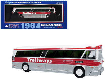 1964 MCI MC-5A Coach Bus "Trailways Chicago" White with Red Stripes "Vintage Bus & Motorcoach Collection" Limited Edition to 504 pieces Worldwide 1/87 (HO) Diecast Model by Iconic Replicas by Iconic Replicas