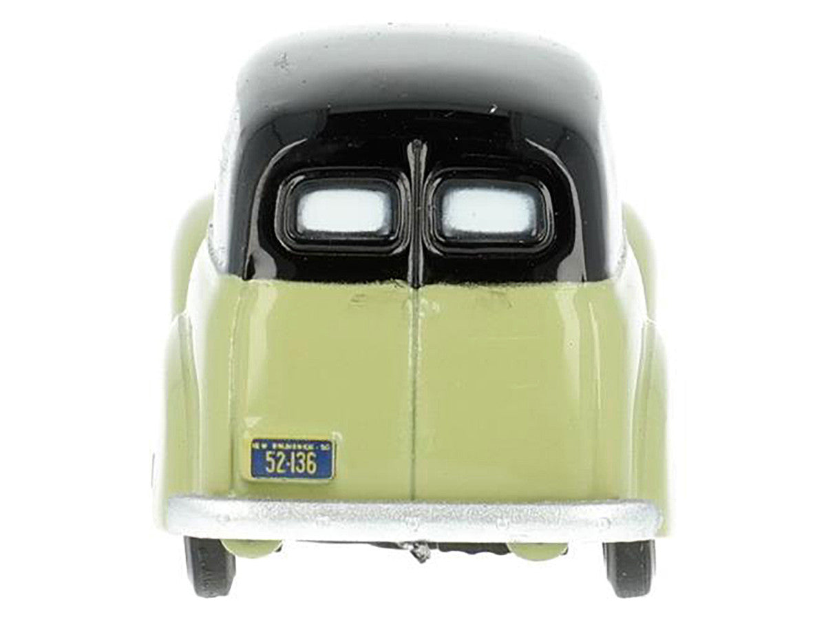 1950 Chevrolet Panel Van "Speciality Foods" Light Green and Black 1/87 (HO) Scale Diecast Model Car by Oxford Diecast by Oxford Diecast