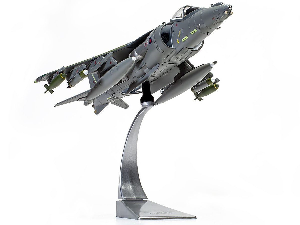 British Aerospace Harrier GR7A Aircraft "Michelle RAF No.1 Squadron Operation Herrick RAF Kandahar Afghanistan" (2007) Royal Air Force "The Aviation Archive" Series 1/48 Diecast Model by Corgi by Corgi