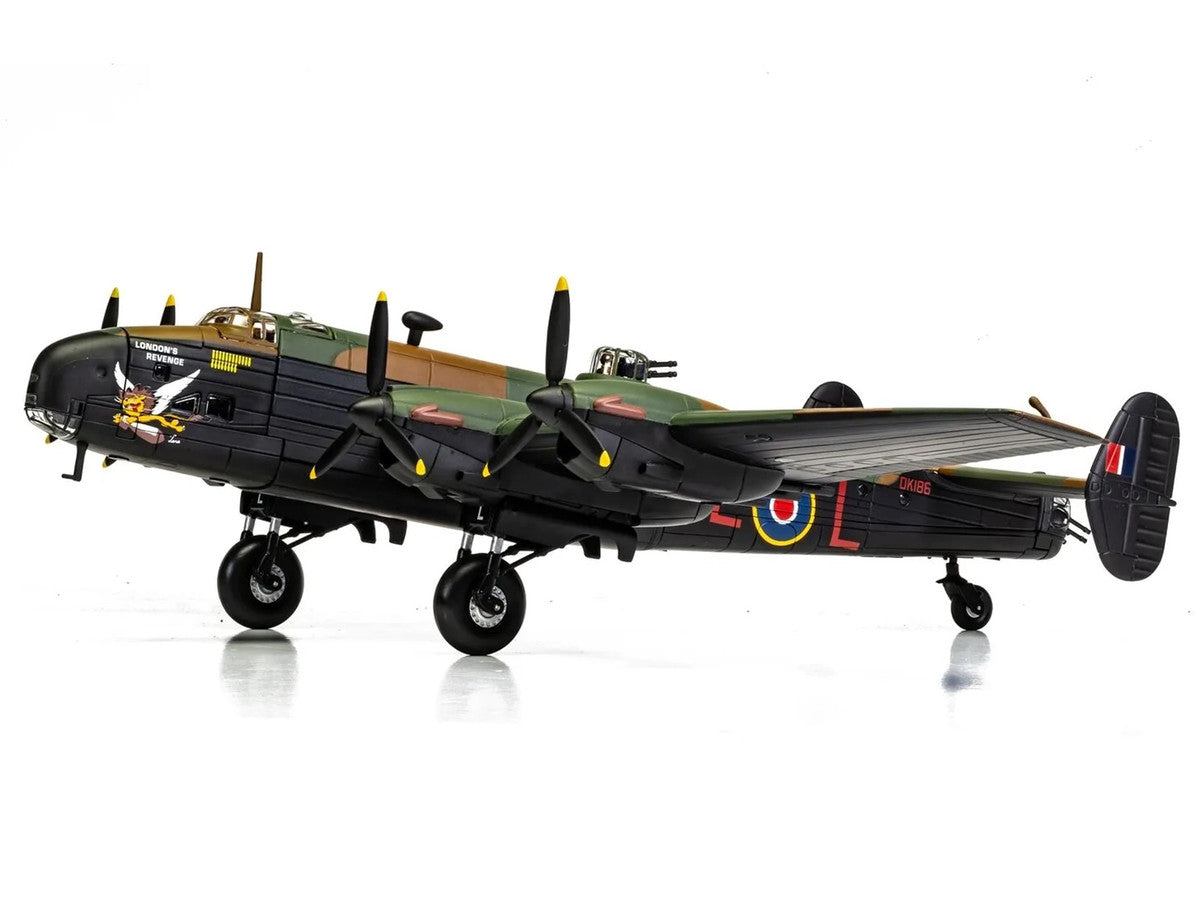 Handley Page Halifax MkV Bomber Aircraft "DK186 London’s Revenge - L for Lana No. 427 Squadron RAF Leeming" (1943) Royal Canadian Air Force "The Aviation Archive" Series 1/72 Diecast Model by Corgi by Corgi