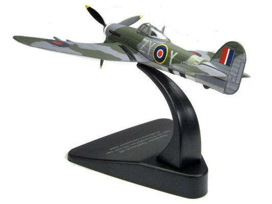 Hawker Typhoon Mk.IB Fighter-Bomber Aircraft "MP126 No.247 Squadron Gerald Stapleton RAF Eindhoven Holland" (1944) Royal Air Force "Oxford Aviation" Series 1/72 Diecast Model Airplane by Oxford Diecast by Oxford Diecast